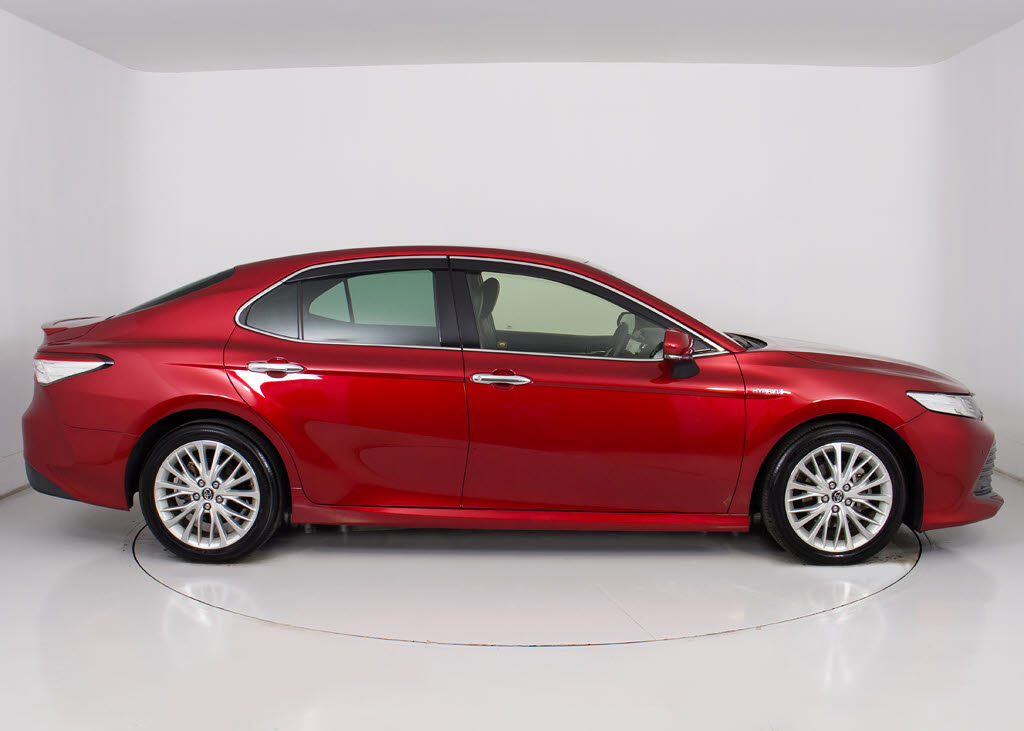 サイドビュー（ホイール交換・ダウンサス・
車高調など）のカスタムも承っております