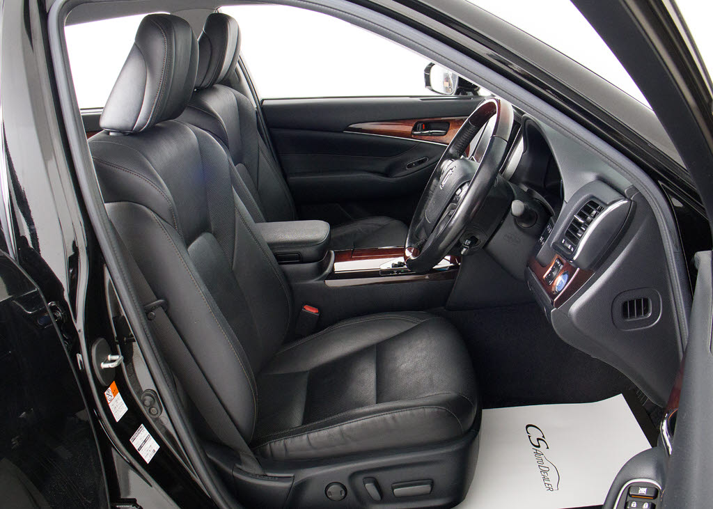 快適エアシート＆シートヒーターを装備して
います！高級車ならではの装備です！シート
が暖まる機能！シートから冷風が出る機能！
どちらも付いています！！寒い冬も、暑い夏
も快適にご乗車頂けます！！