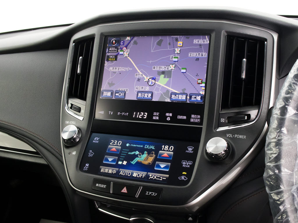 メーカー純正の大画面ＨＤＤナビが装備され
ています！操作も簡単！見やすい！純正だか
らこその使いやすさ！