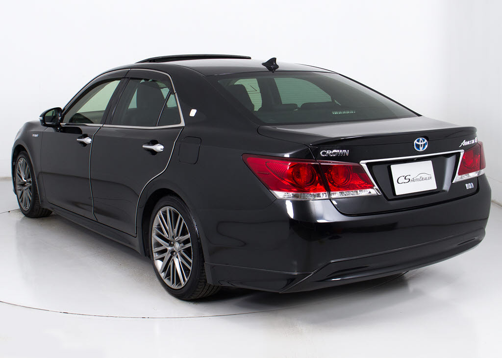 お車の下取りもお任せ下さい！国産、外車、
年式、走行距離問わず、どんなお車でも下取
りさせて頂きます。皆様のご相談お待ちして
おります！