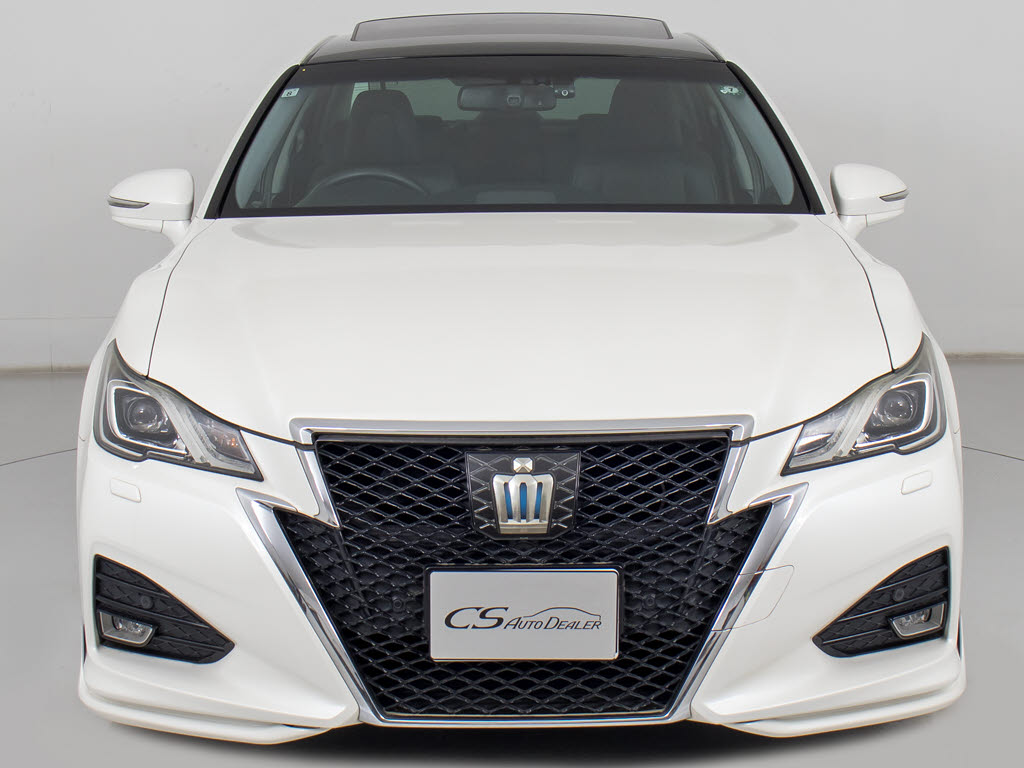 禁煙車です！室内は嫌なニオイも無く、すご
く綺麗な状態です！禁煙車・・特にセダンタ
イプのお車では少ないですよね！！タバコの
ニオイが苦手なお客様必見です！快適にご乗
車頂けます！！