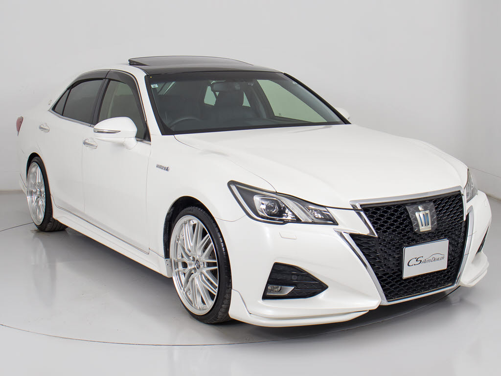 フルエアロが装着されています！お好みはい
かがですか？今付いているデザイン以外にも
、各ブランドのエアロを格安にてお取付け出
来ます！又、エアロを外してノーマル状態に
する事も出来ます！！