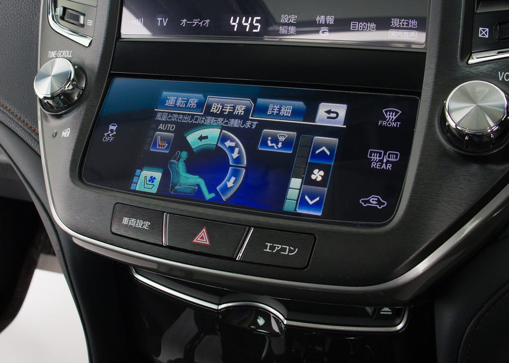 快適エアシート＆シートヒーターを装備して
います！高級車ならではの装備です！シート
が暖まる機能！シートから冷風が出る機能！
どちらも付いています！！寒い冬も、暑い夏
も快適にご乗車頂けます！！