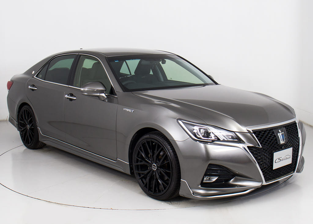 フルエアロが装着されています！お好みはい
かがですか？今付いているデザイン以外にも
、各ブランドのエアロを格安にてお取付け出
来ます！又、エアロを外してノーマル状態に
する事も出来ます！！