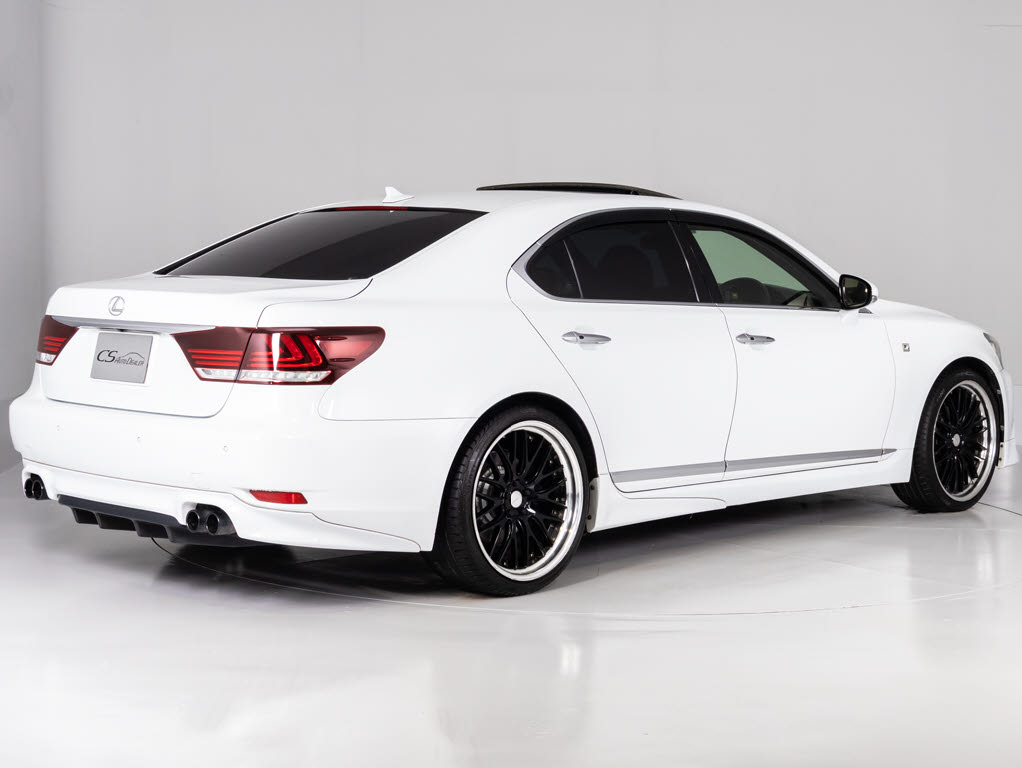 ＷＯＲＫ２１インチアルミ！前オーナー様に
てドレスアップ済のお買い得車両！