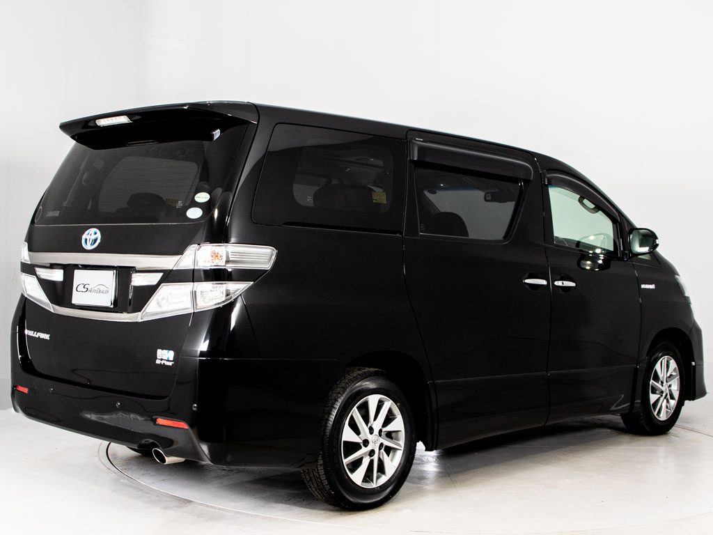 ★ﾘｱﾋﾞｭｰ★テールランプ加工、マフラー換装
等も承っております！