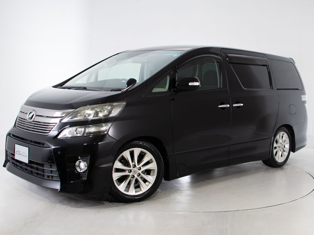 ★フロントビュー★グリル交換、エアロ取り
付け等、カスタムもお任せください！