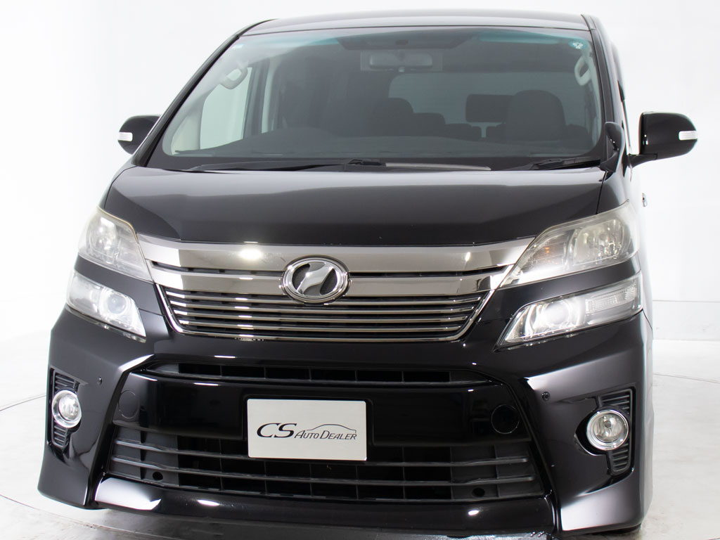 ★フロントビュー★グリル交換、エアロ取り
付け等、カスタムもお任せください！