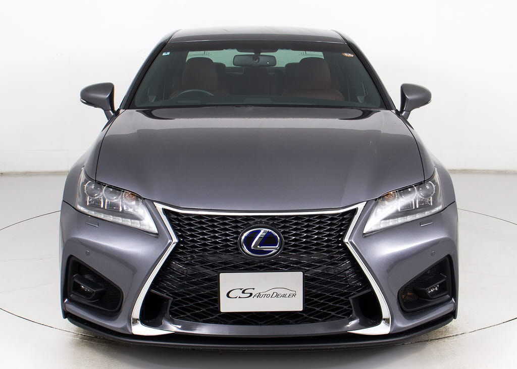 禁煙車です！室内は嫌なニオイも無く、すご
く綺麗な状態です！禁煙車・・特にセダンタ
イプのお車では少ないですよね！！タバコの
ニオイが苦手なお客様必見です！快適にご乗
車頂けます！！