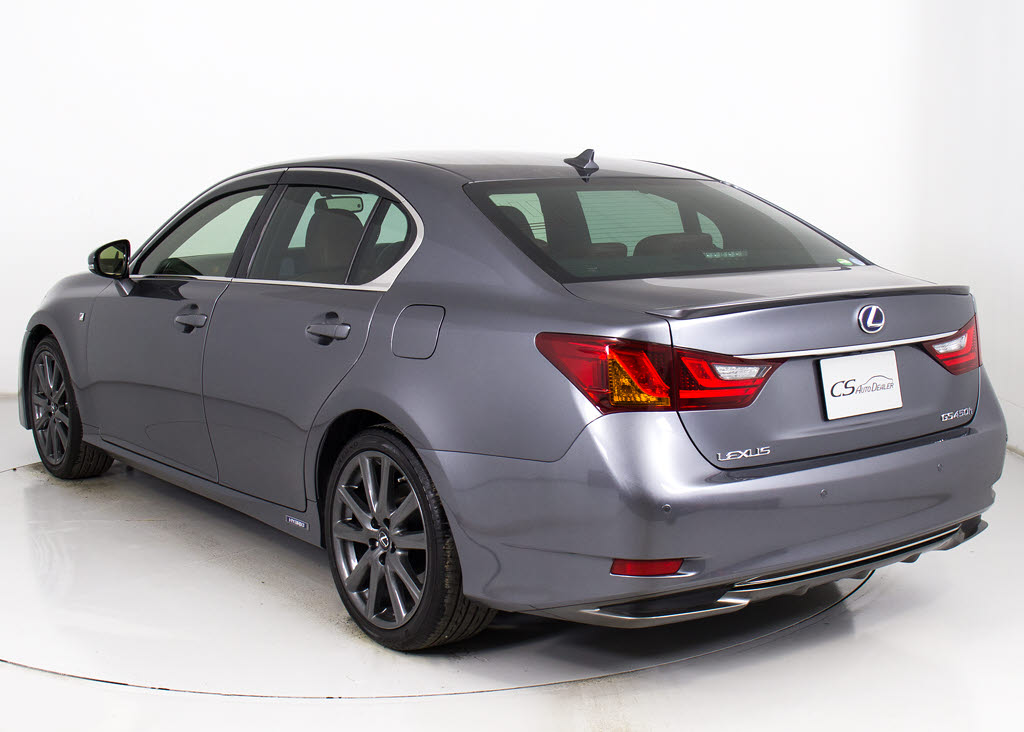 お車の下取りもお任せ下さい！国産、外車、
年式、走行距離問わず、どんなお車でも下取
りさせて頂きます。皆様のご相談お待ちして
おります！