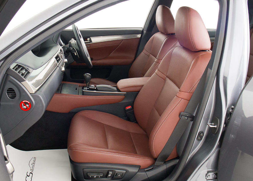 当社では、一般のクリーニングでは満足せず
、オゾンを利用した、根本的な脱臭・消臭・
除菌クリーニングも承っております！