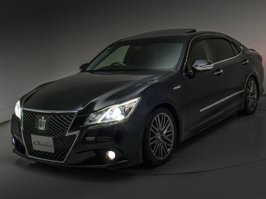 ガラス系ボディコーティングご施工可能です
！下地作りからこだわり塗装面の艶や輝きを
取り戻し肉厚被膜で塗装面を守ります！