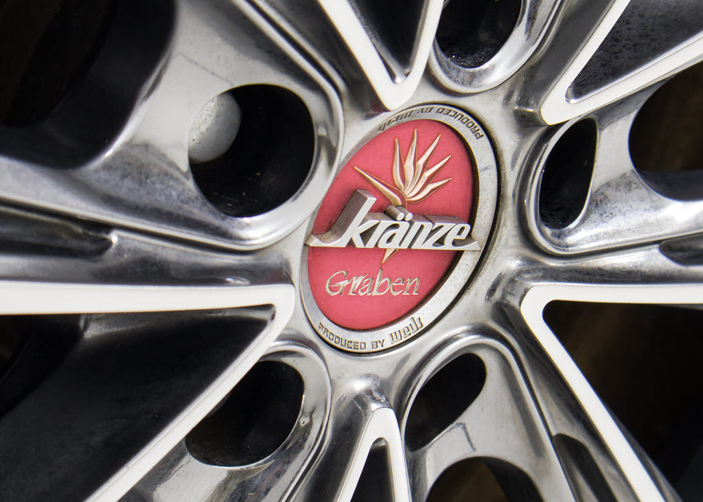 ２０インチアルミ！！アルミホイールの変更
も可能です！お客様のお好みの１台を作成可
能となります！※詳細はスタッフまでお尋ね
ください。