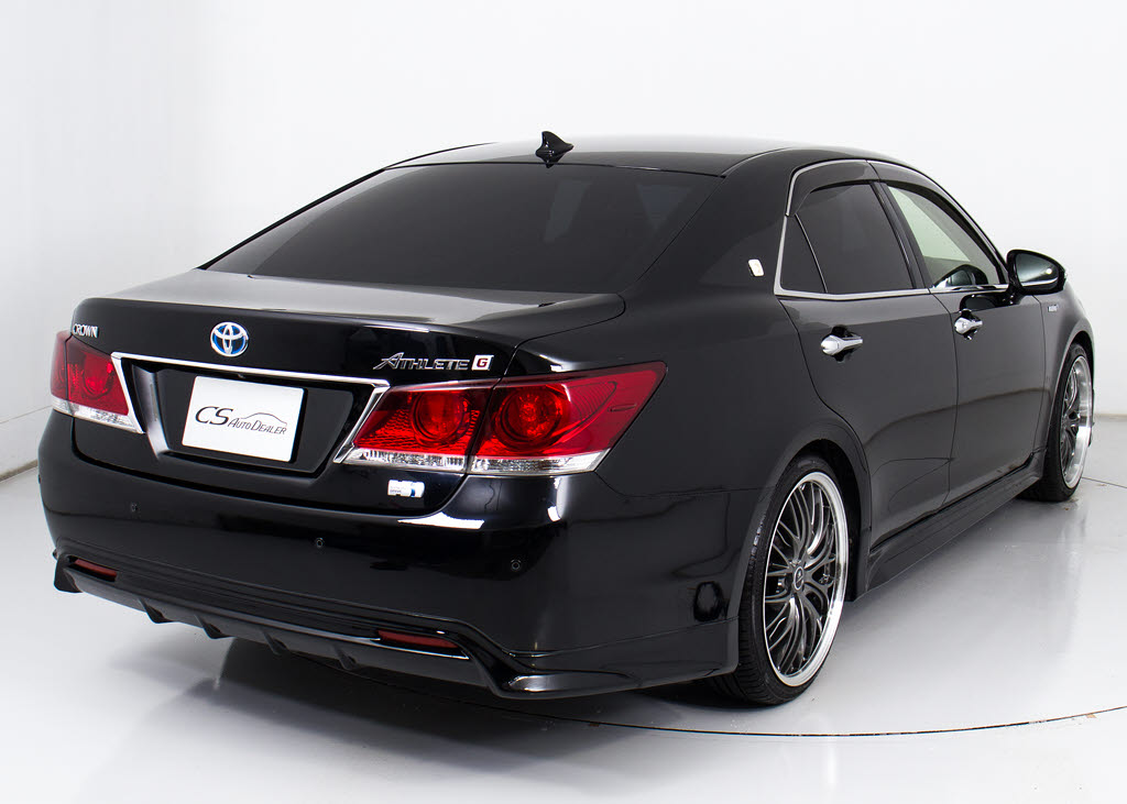 フルエアロが装着されています！お好みはい
かがですか？今付いているデザイン以外にも
、各ブランドのエアロを格安にてお取付け出
来ます！又、エアロを外してノーマル状態に
する事も出来ます！！