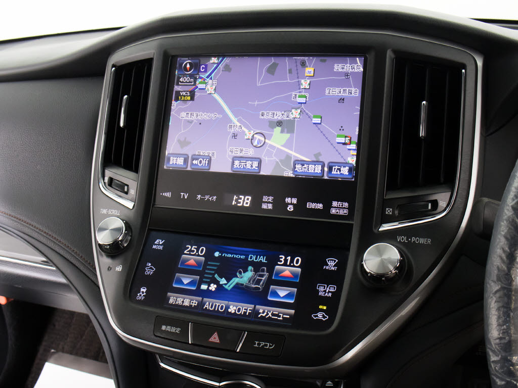 メーカー純正の大画面ＨＤＤナビが装備され
ています！操作も簡単！見やすい！純正だか
らこその使いやすさ！