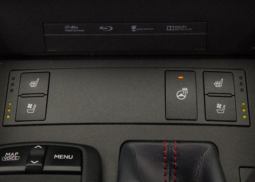 エアシート＆シートヒーターを完備しており
ますのでオールシーズン快適にご乗車頂けま
す。