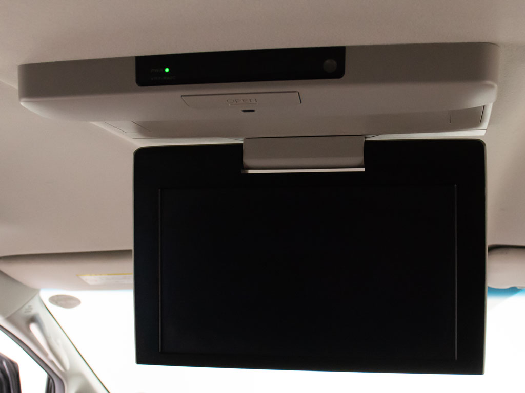 ★フリップダウンモニター★後席の方もDVD
等をお楽しみいただけます！