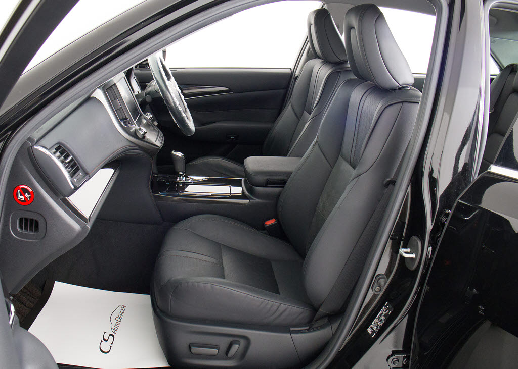 快適エアシート＆シートヒーターを装備して
います！高級車ならではの装備です！シート
が暖まる機能！シートから冷風が出る機能！
どちらも付いています！！寒い冬も、暑い夏
も快適にご乗車頂けます！！