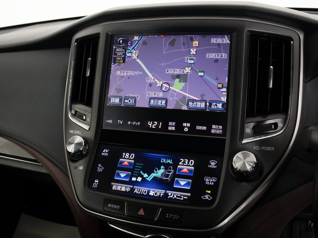 メーカー純正の大画面ＨＤＤナビが装備され
ています！操作も簡単！見やすい！純正だか
らこその使いやすさ！