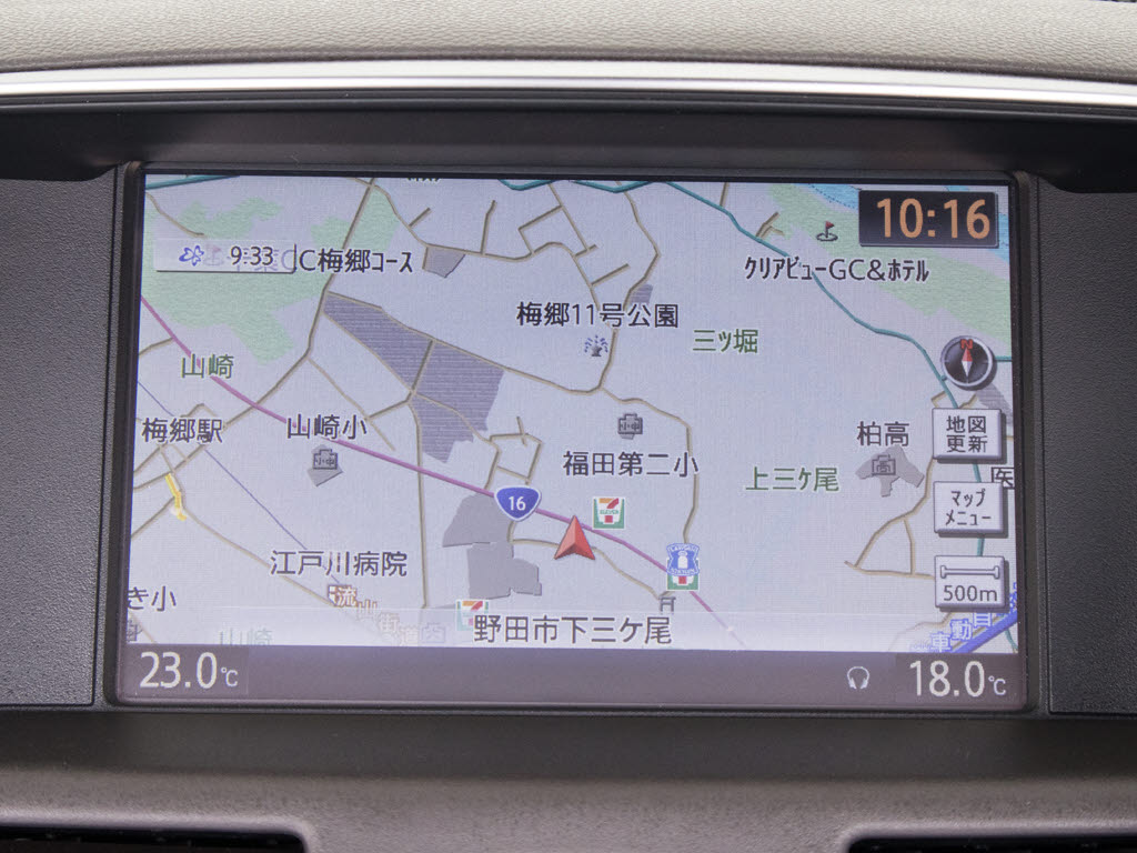 機能満載の純正ＨＤＤナビは高精細に加え音
楽の録音機能ミュージックサーバー機能でい
つでもお好きな音楽が聴けます。