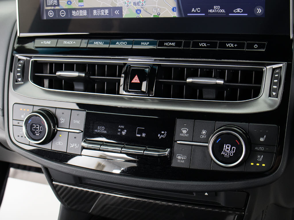 快適エアシート＆シートヒーターを装備して
います！高級車ならではの装備です！シート
が暖まる機能！シートから冷風が出る機能！
どちらも付いています！！寒い冬も、暑い夏
も快適にご乗車頂けます！！