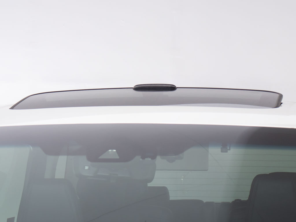 ★サンルーフ★‌人気装備のサンルーフ装着
！開放的な空間をお楽しみいただけます！