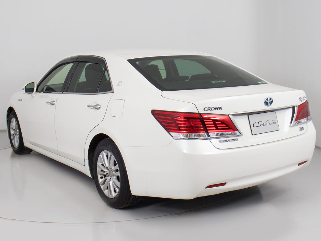 お車の下取りもお任せ下さい！国産、外車、
年式、走行距離問わず、どんなお車でも下取
りさせて頂きます。皆様のご相談お待ちして
おります！