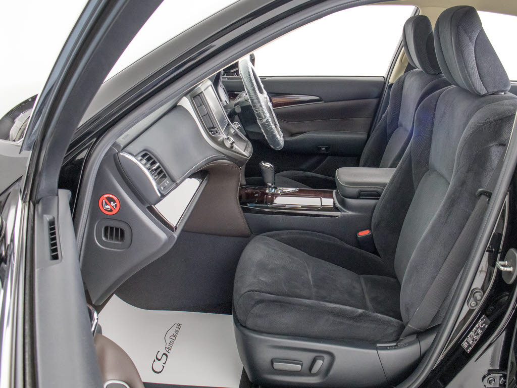 ★シートヒーターを装備しています！高級車
ならではの装備です！