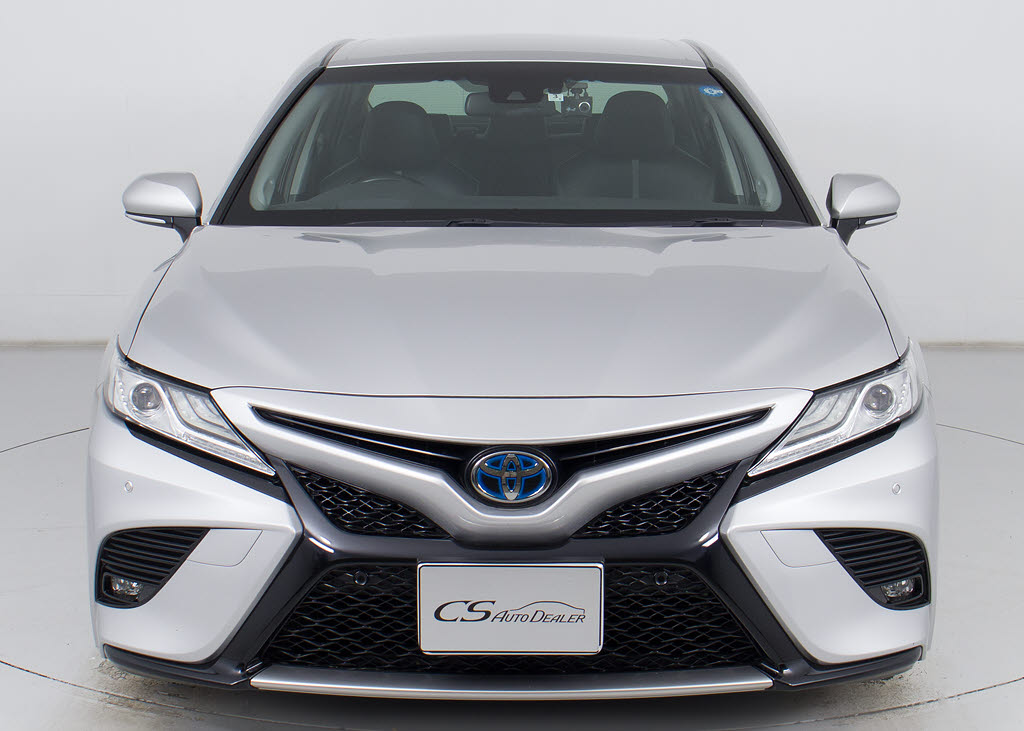 フロントビューの存在感をご覧ください！！
ヘッドライトは視界良好のライト、さらにフ
ォグライト搭載。デザイン性も高いのが特権
です。