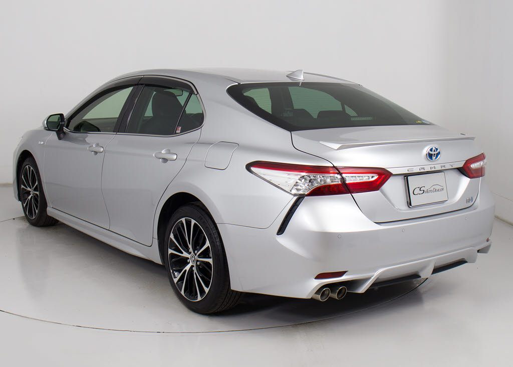 お車の下取りもお任せ下さい！国産、外車、
年式、走行距離問わず、どんなお車でも下取
りさせて頂きます。皆様のご相談お待ちして
おります！