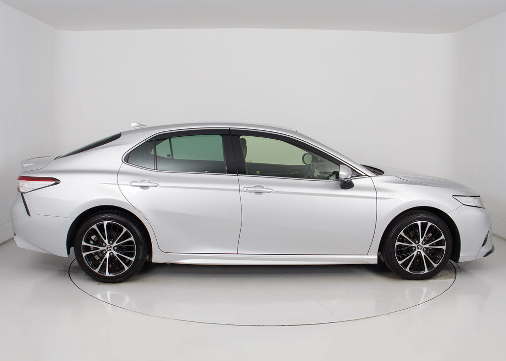 サイドビュー（ホイール交換・ダウンサス・
車高調など）のカスタムも承っております