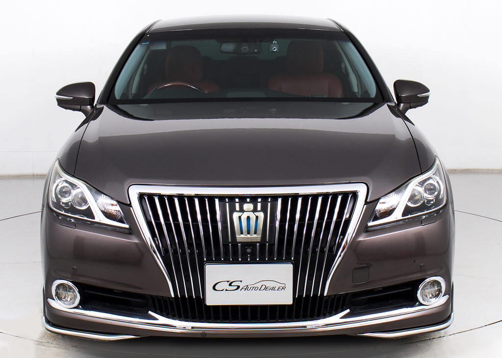 禁煙車です！室内は嫌なニオイも無く、すご
く綺麗な状態です！禁煙車・・特にセダンタ
イプのお車では少ないですよね！！タバコの
ニオイが苦手なお客様必見です！快適にご乗
車頂けます！！