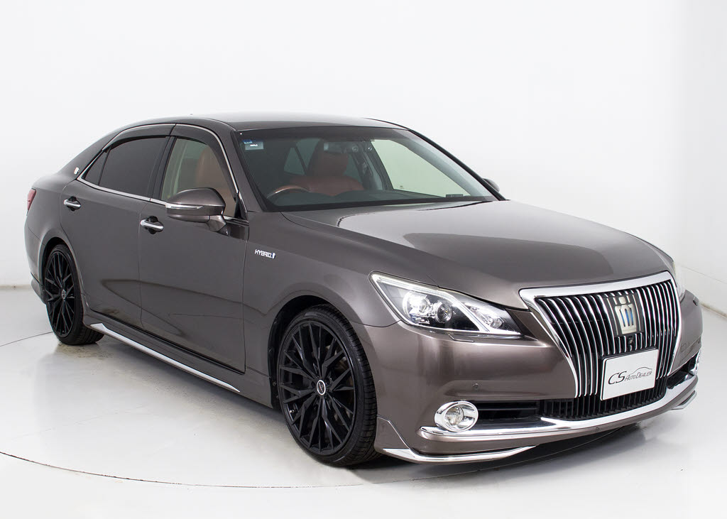 フルエアロが装着されています！お好みはい
かがですか？今付いているデザイン以外にも
、各ブランドのエアロを格安にてお取付け出
来ます！又、エアロを外してノーマル状態に
する事も出来ます！！