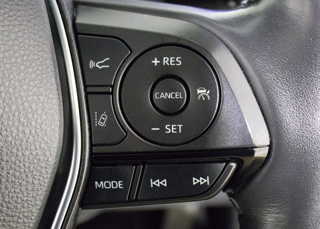 さまざまな機能を統合した衝突回避支援パッ
ケージ、「トヨタ　セーフティセンス」！衝
突軽減システムや車線逸脱防止機能等の最先
端の予防安全（アクティブセーフティ）技術
です。