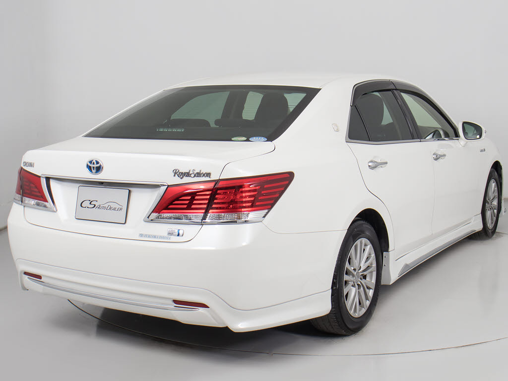 フルエアロが装着されています！お好みはい
かがですか？今付いているデザイン以外にも
、各ブランドのエアロを格安にてお取付け出
来ます！又、エアロを外してノーマル状態に
する事も出来ます！！