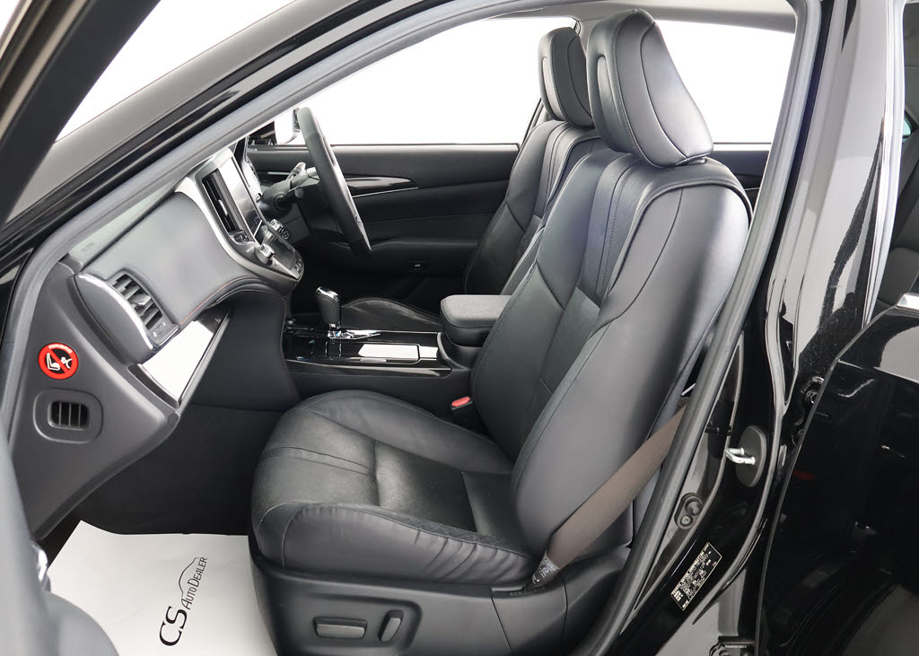 快適エアシート＆シートヒーターを装備して
います！高級車ならではの装備です！シート
が暖まる機能！シートから冷風が出る機能！
どちらも付いています！！寒い冬も、暑い夏
も快適にご乗車頂けます！！