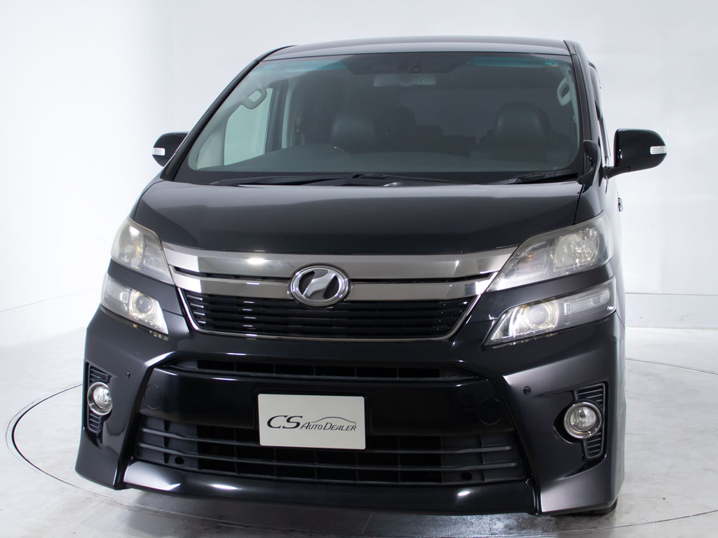 ★フロントビュー★グリル交換、エアロ取り
付け等、カスタムもお任せください！