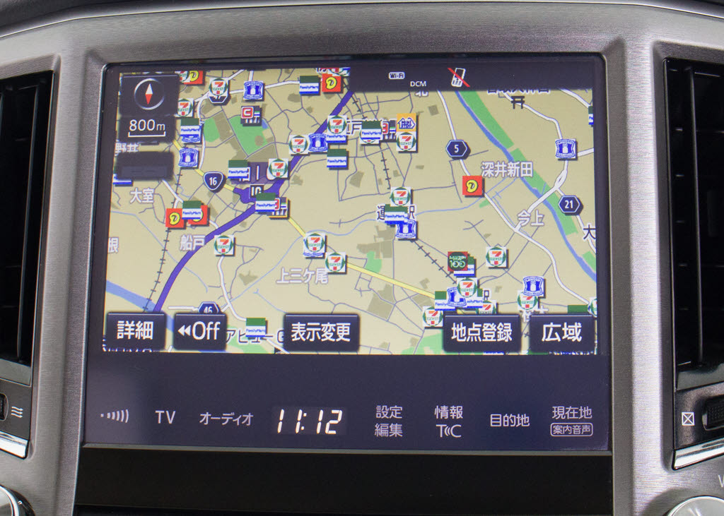メーカー純正の大画面ＳＤナビが装備されて
います！操作も簡単！見やすい！純正だから
こその使いやすさ！