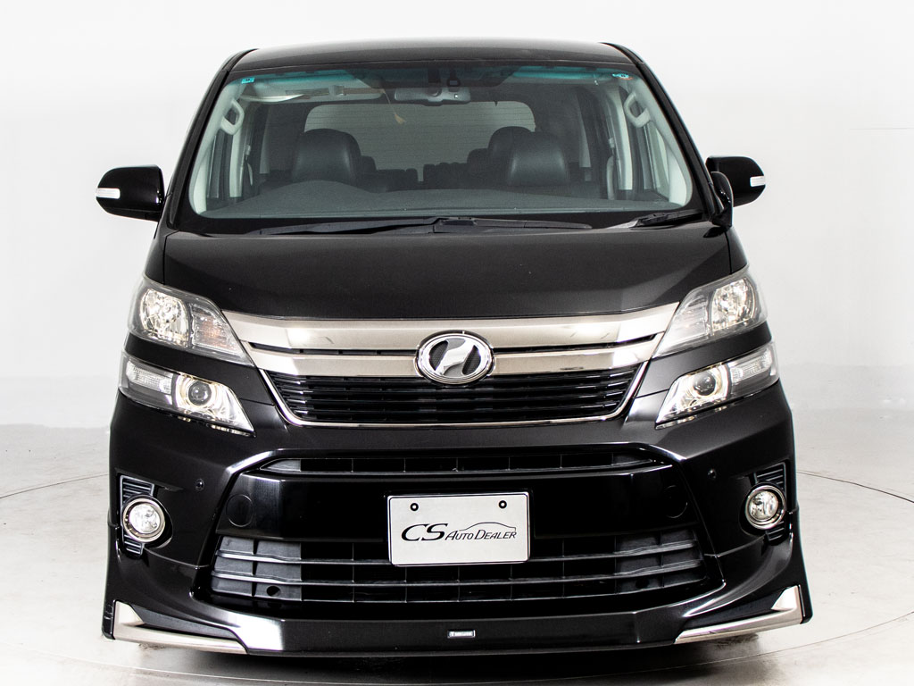 ★フロントビュー★グリル交換、エアロ取り
付け等、カスタムもお任せください！