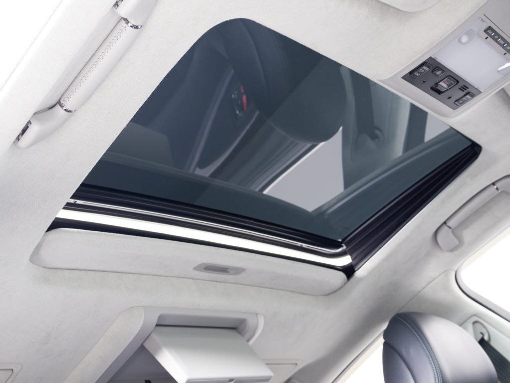 お探しの方必見の人気装備サンルーフ！