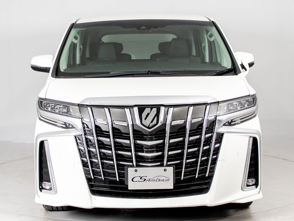 ★フロントビュー★グリル交換、エアロ取り
付け等、カスタムもお任せください！