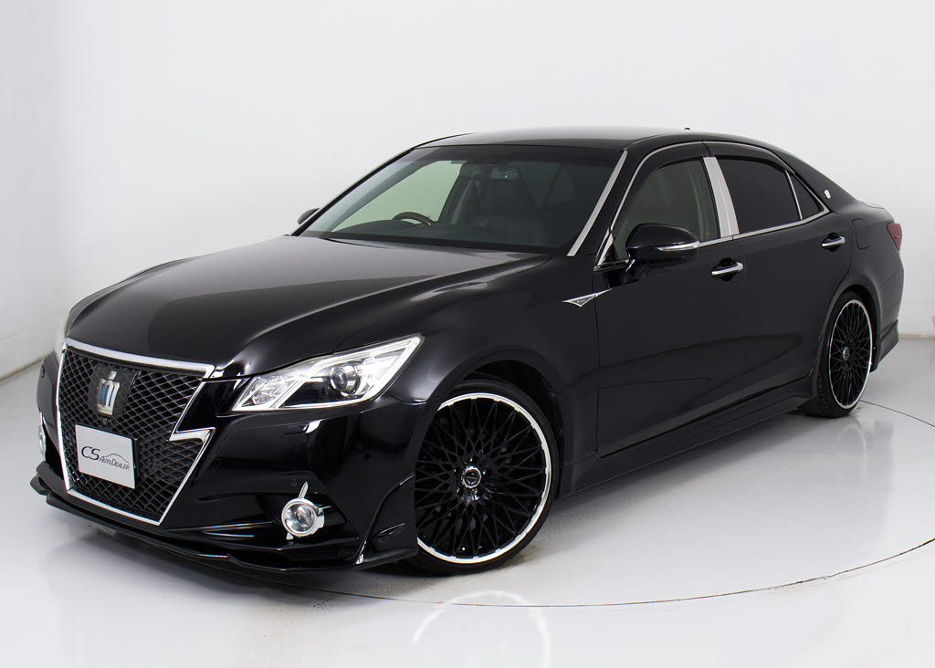 フルエアロが装着されています！お好みはい
かがですか？今付いているデザイン以外にも
、各ブランドのエアロを格安にてお取付け出
来ます！又、エアロを外してノーマル状態に
する事も出来ます！！