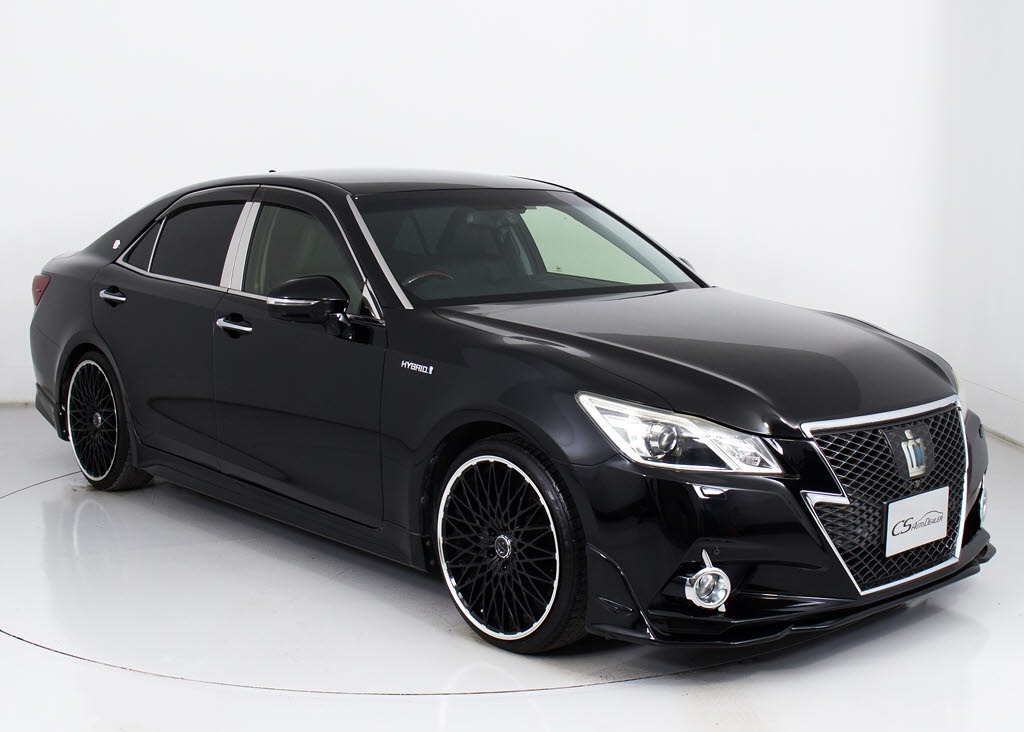 フルエアロが装着されています！お好みはい
かがですか？今付いているデザイン以外にも
、各ブランドのエアロを格安にてお取付け出
来ます！又、エアロを外してノーマル状態に
する事も出来ます！！