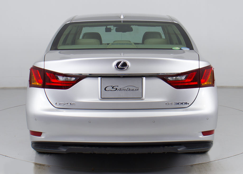 クリアランスソナーが付いています！フロン
ト＆リアにセンサーがあり、障害物に近づく
と警告音が鳴りドライバーへお知らせ！すご
く便利な人気装備です！！