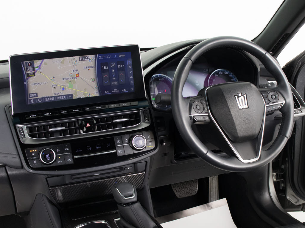 使いやすさや安全性を追求したステアリング
周り！高級車ゆえにスイッチ類が多いのも特
徴ですね！考え尽くされた配置ですぐに使い
こなす事が出来ますのでご安心下さい！是非
、体感してみて下さい！！