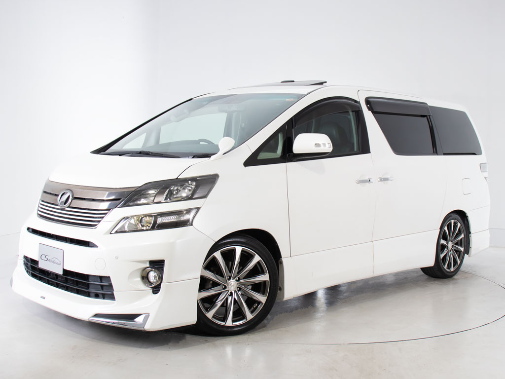 ★HIDヘッドライト★明るさ、視認性抜群！L
EDへの換装もお任せください！