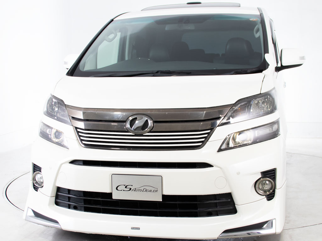 ★フロントビュー★グリル交換、エアロ取り
付け等、カスタムもお任せください！