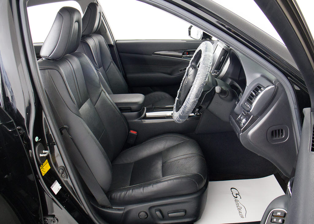 快適エアシート＆シートヒーターを装備して
います！高級車ならではの装備です！シート
が暖まる機能！シートから冷風が出る機能！
どちらも付いています！！寒い冬も、暑い夏
も快適にご乗車頂けます！！