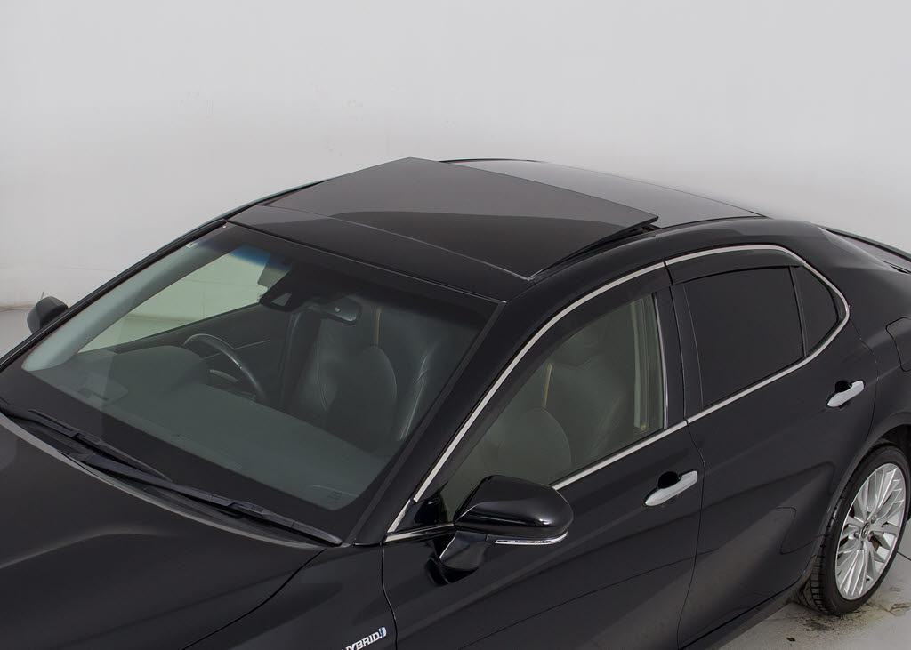 人気装備のパノラマルーフが付いています！
上下チルトに前後スライド機能が付いていま
すので、様々なドライブシーンで活躍してく
れます！！開放感ある車内空間は気持ちがい
いですよ！是非体感してみて下さい！