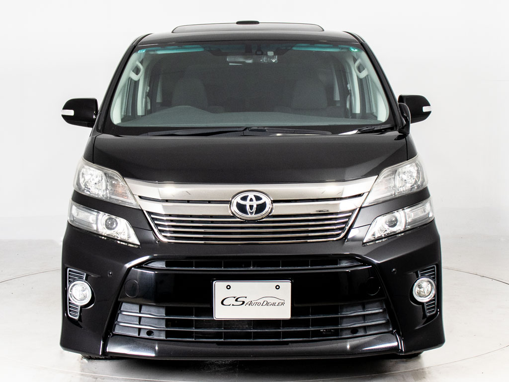 ★フロントビュー★グリル交換、エアロ取り
付け等、カスタムもお任せください！